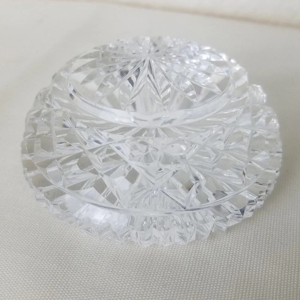Sculptured Crystal Round Faceted Paperweight Ireland Over 30% Lead Diamond Cut‎
